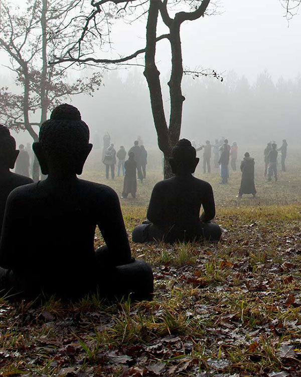 01-plum-village-zen-retreat-france