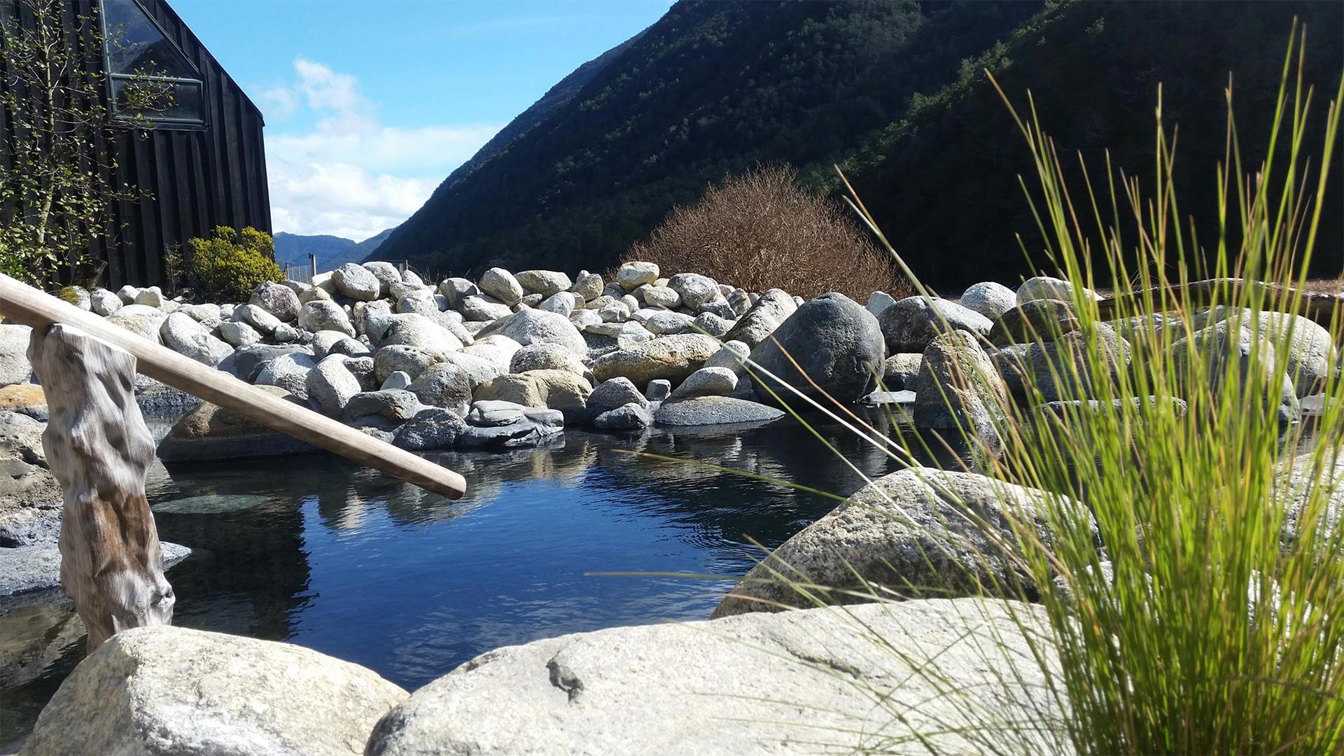 H-Maruia-Hot-Springs-New-Zealand