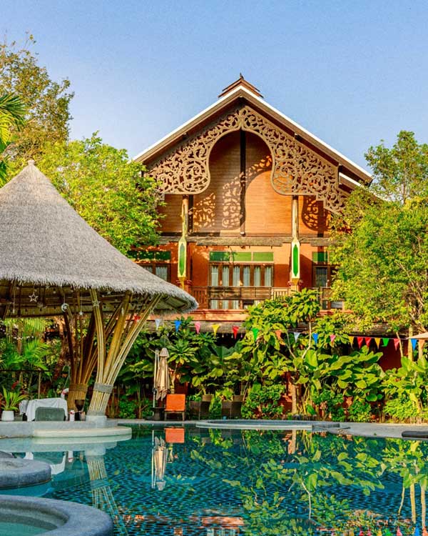 A private international centre for trauma recovery and emotional healing on the edge of Khao Yai National Park in Thailand, with individual psychotherapy as the programme foundation, polyvagal-informed treatment throughout, integrated HBOT and NAD+ therapy, Aquatic Tuning and somatic work in a 14 or 28-day residential format. Assessed by HealingGuide.